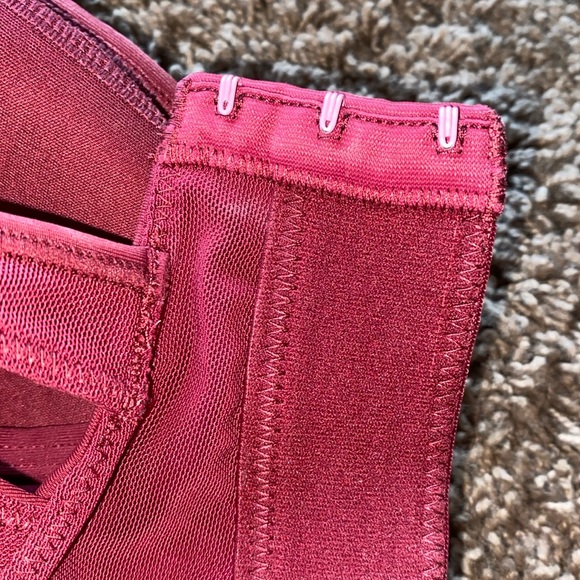 Yvette Power Crossback Sports Bra - Picture 8 of 13